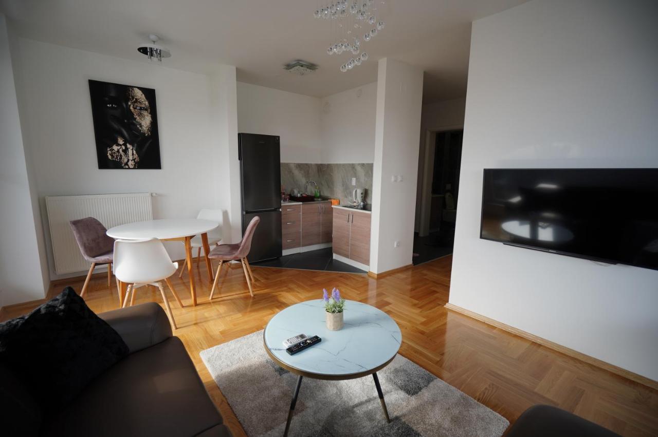 Apartman Venecija Banja Luka Extérieur photo